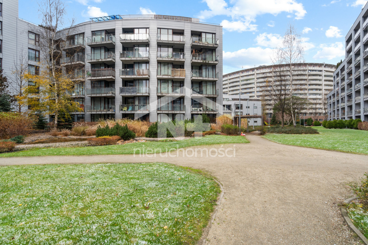 Triton Park| Zamknięte osiedle |Garaż, komórka