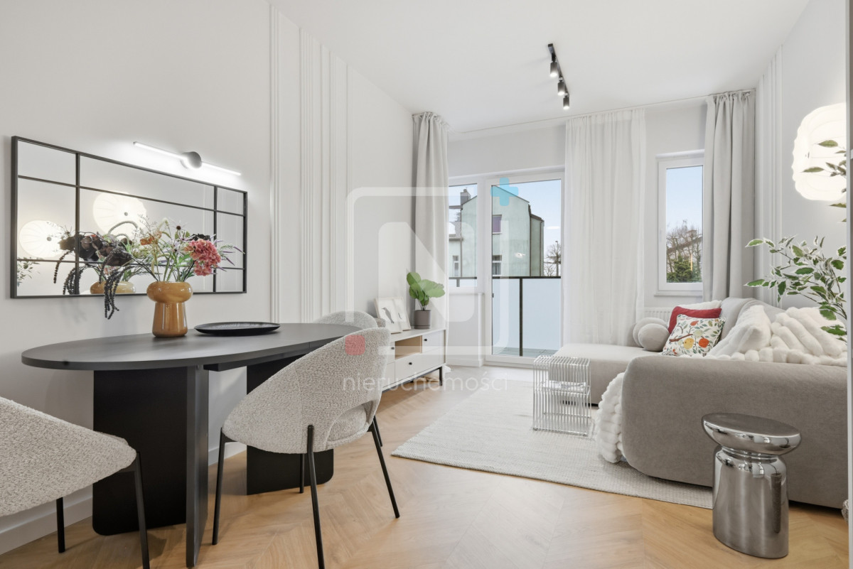 4 POKOJE/Do wprowadzenia/Blisko PKP/SKM