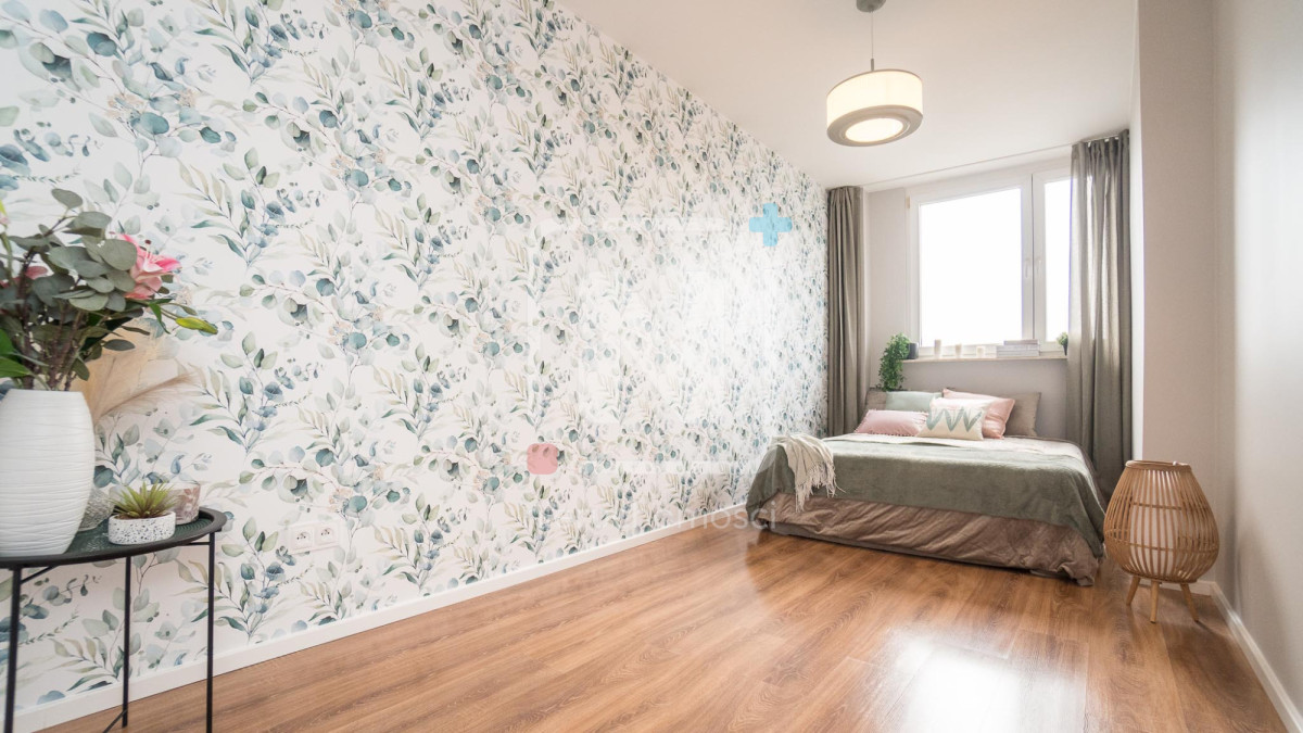 Metro | Po remoncie | Gotowe | Nowe windy |