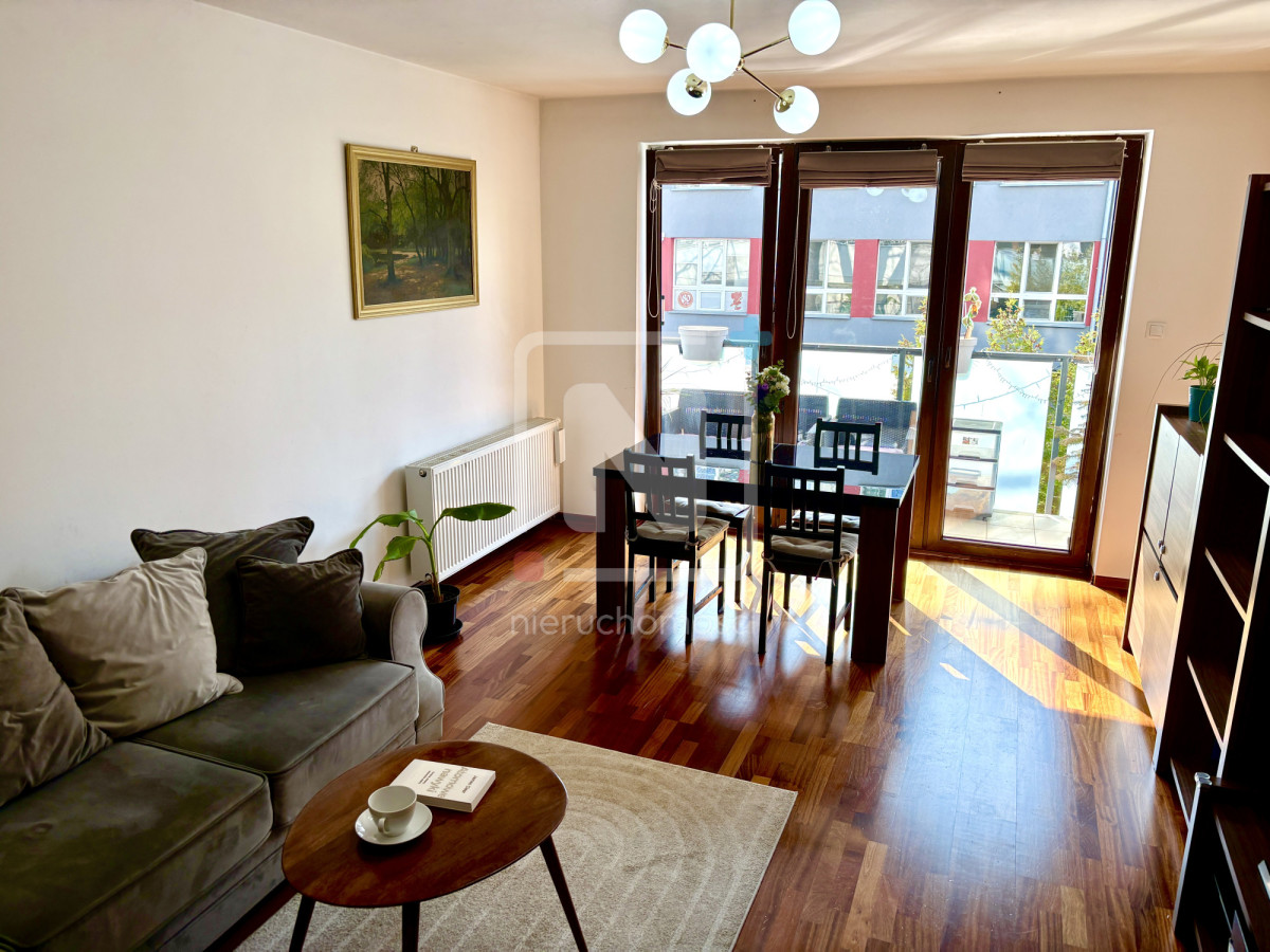 Na sprzedaż 2 pokoje z balkonem na Bielanach